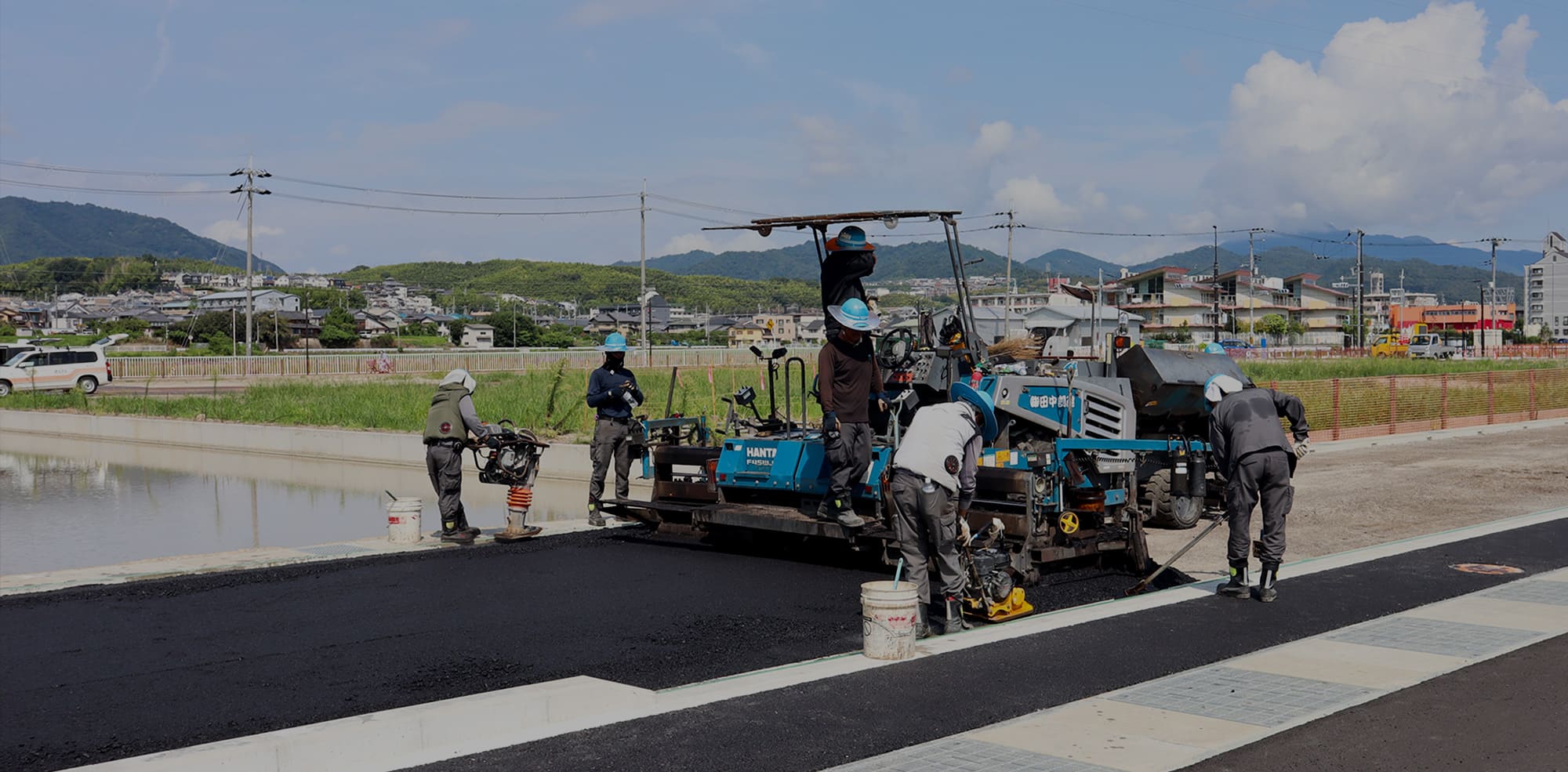 地域と歩む かたちに残る仕事、積み上げる信頼 変わらぬ姿勢で、まちと向き合う。